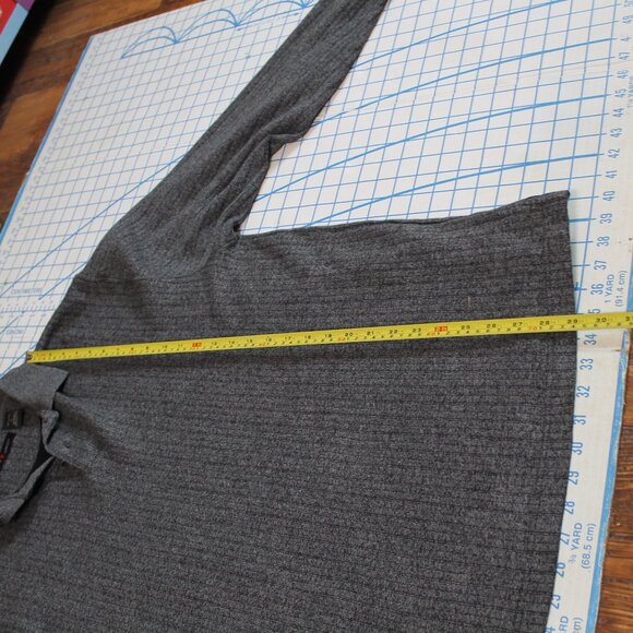 Pierre Cardin Gray Cotton Long Sleeve Pullover 2 Button Jersey, XL - Picture 7 of 8